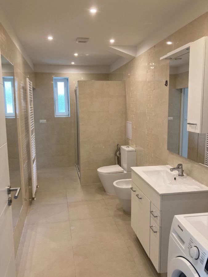 Apartman Duna Piest'any Buitenkant foto